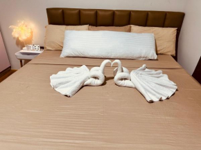 Little Star 1 Bedroom Unit With Balcony at Mesatierra Garden Residences